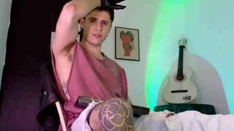 antonnello_ online show from August 2, 4:41 am