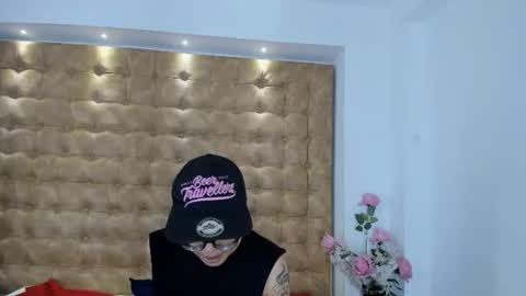 antony_d_ossa online show from August 6, 7:51 am