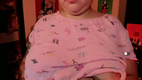   Independent model  online show from July 26, 10:15 pm