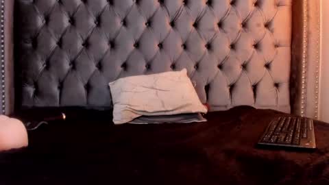 anya_belth online show from August 3, 10:50 pm