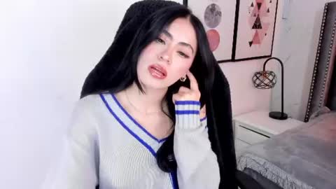 anya_belth online show from August 7, 7:25 pm