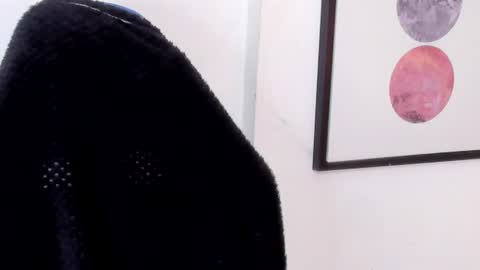 anya_belth online show from August 14, 12:03 am