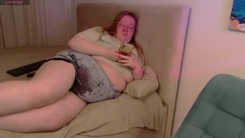 Anya Muna online show from March 6, 5:31 pm