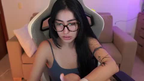anya online show from August 11, 9:28 pm
