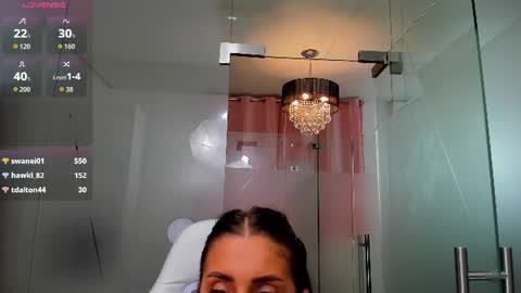 Anya online show from August 9, 1:45 pm