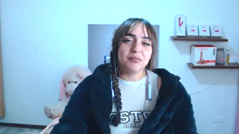 anyela_bubble19 online show from August 5, 9:29 am