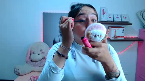 anyela_bubble19 online show from August 18, 12:05 am