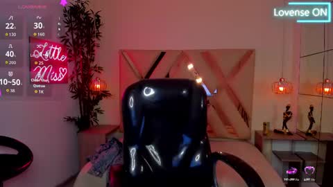 anyelotwink online show from August 18, 4:29 am