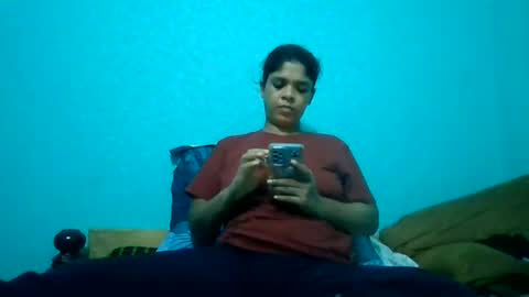 Aparalux online show from August 3, 5:20 pm