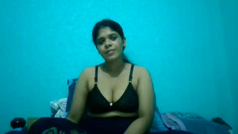 Aparalux online show from August 8, 12:05 pm