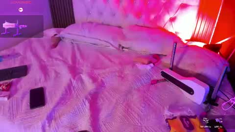 aphrodite online show from July 31, 1:56 am