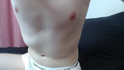 apofis_boy online show from August 2, 8:38 pm