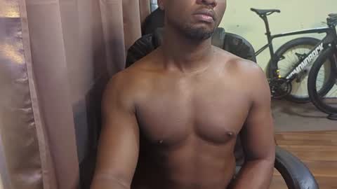 apollodarkmn online show from August 1, 2:34 pm