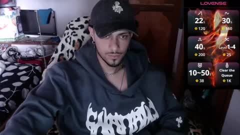 apolo_s online show from April 22, 4:43 pm