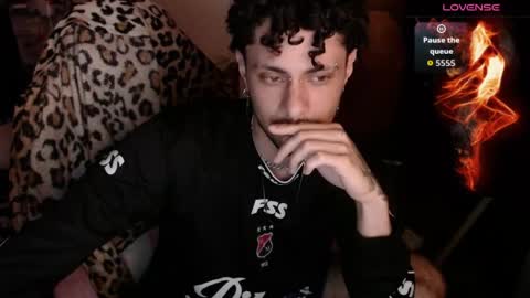 apolo_s online show from April 23, 3:54 am