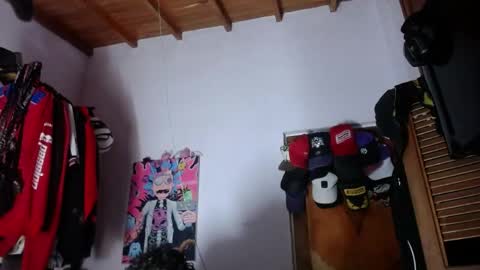 apolo_s online show from June 10, 5:36 am