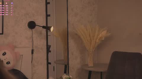 Meghan online show from August 7, 9:42 am