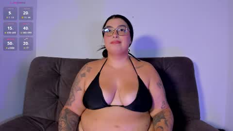 Peach online show from August 4, 6:49 pm
