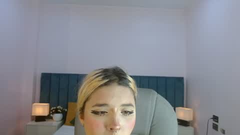 april__bunny online show from July 29, 1:01 am