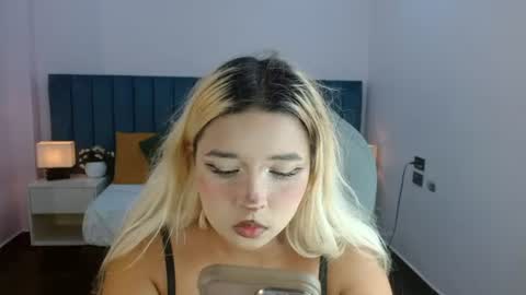 april__bunny online show from August 5, 11:36 pm