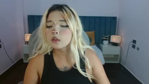 april__bunny online show from August 12, 1:08 am