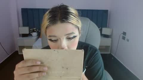 april__bunny online show from August 12, 10:45 pm