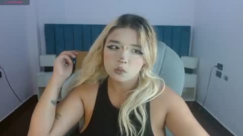 april__bunny online show from August 14, 12:03 am