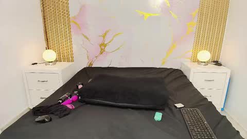 aprillross online show from May 30, 5:36 pm
