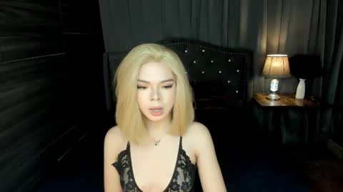 araalexandra online show from September 2, 1:40 am
