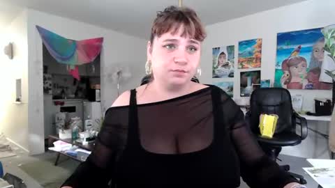 BustyPrincessLeila online show from August 10, 12:45 am