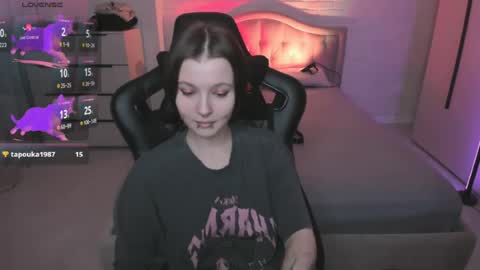 Im Arden online show from August 3, 7:43 pm