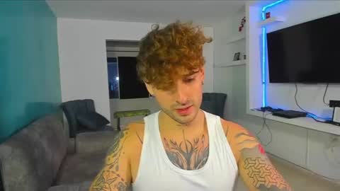 ares_blue online show from August 18, 12:49 am