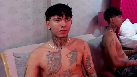  A R E S P A X T O N N  online show from August 7, 3:34 pm