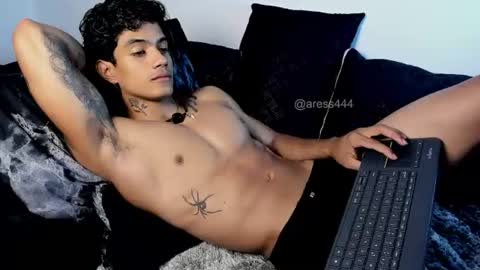 aress444 online show from August 12, 1:24 pm