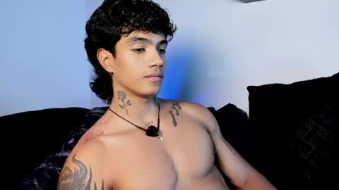 aress444 online show from August 14, 10:35 pm