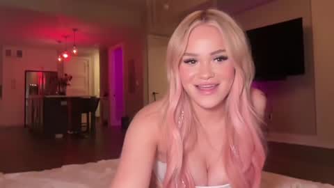  Ari online show from July 14, 3:55 am