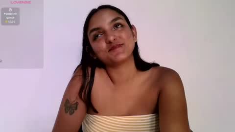 Bella online show from July 27, 8:58 pm