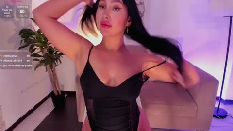 ari_es online show from August 14, 9:07 pm