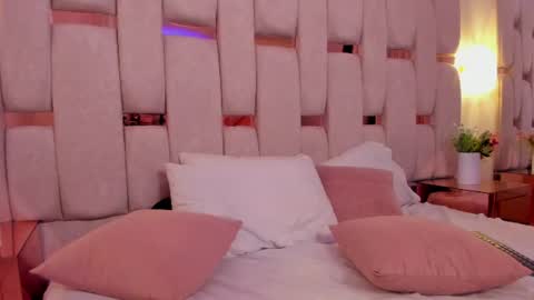 ARIA online show from August 4, 1:35 am