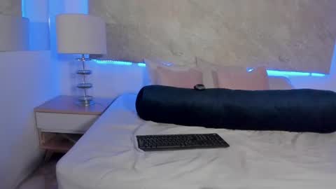 ARIA online show from August 14, 1:09 am