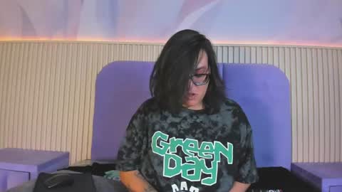 Aria online show from August 15, 10:19 am