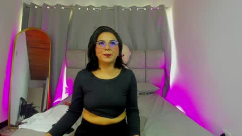 Aria Bliss online show from August 15, 8:35 pm