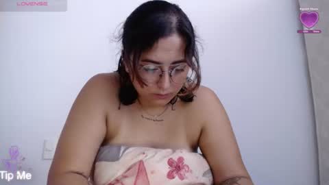 AriaBronw online show from July 27, 2:11 pm