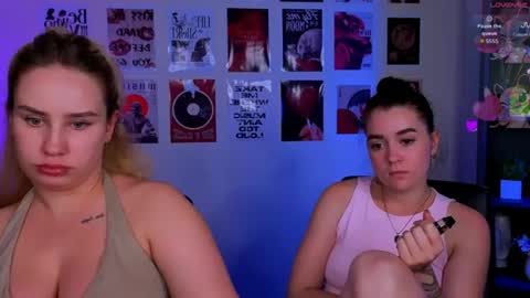 Aria online show from August 8, 11:38 pm