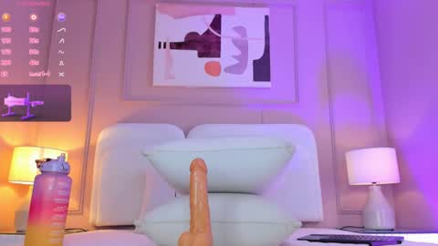 Aria  online show from August 4, 3:36 am
