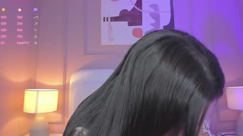 Aria  online show from August 11, 7:38 pm