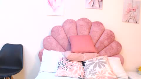 aria_martiin online show from August 10, 1:23 pm