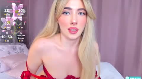 aria_montclair online show from August 13, 6:22 pm