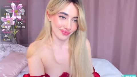 aria_montclair online show from August 13, 11:52 pm