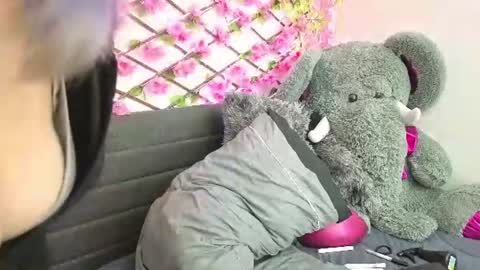 aria_silk online show from August 1, 2:28 am